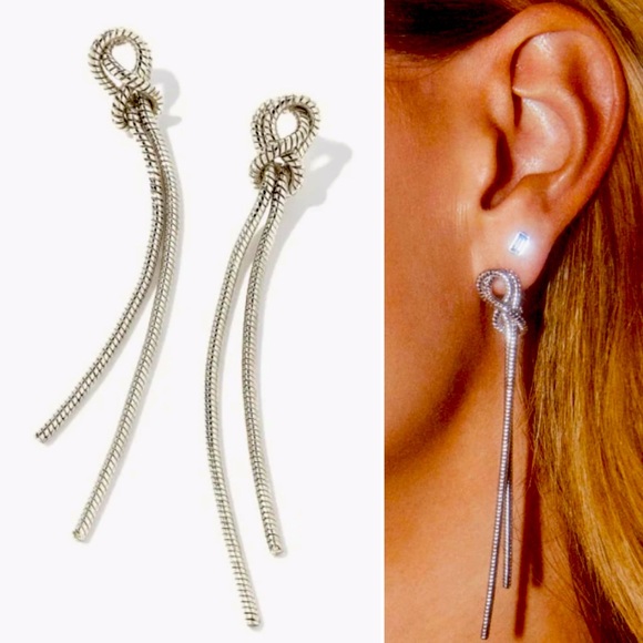 Kendra Scott Jewelry - Kendra Scott Annie Linear Earrings in Silver NWT